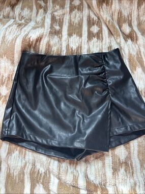Windsor Black Satin and Faux Leather Waistband Skirt/Shorts